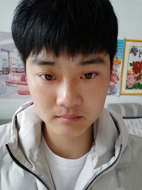 偏丶执的第二张照片--泰安相亲服务中心