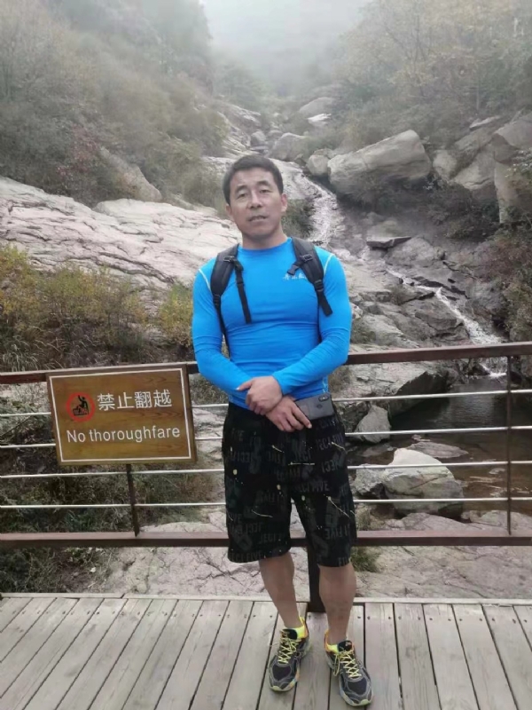 四季阳光的第一张照片--泰安相亲服务中心