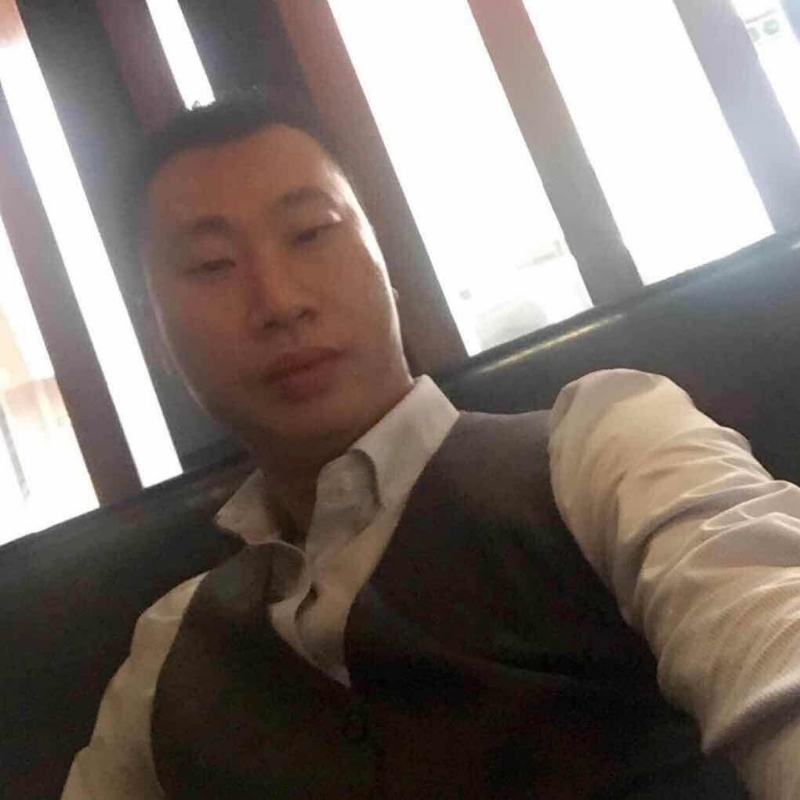 陈威的第一张照片--泰安相亲服务中心