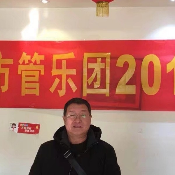 大地神鹰的第一张照片--泰安相亲服务中心