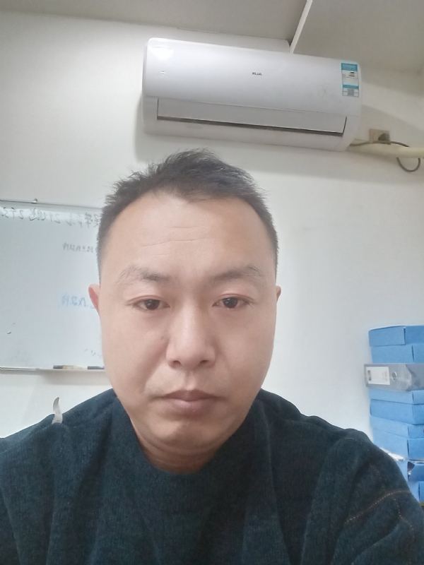 寻找另一半的第一张照片--泰安相亲服务中心
