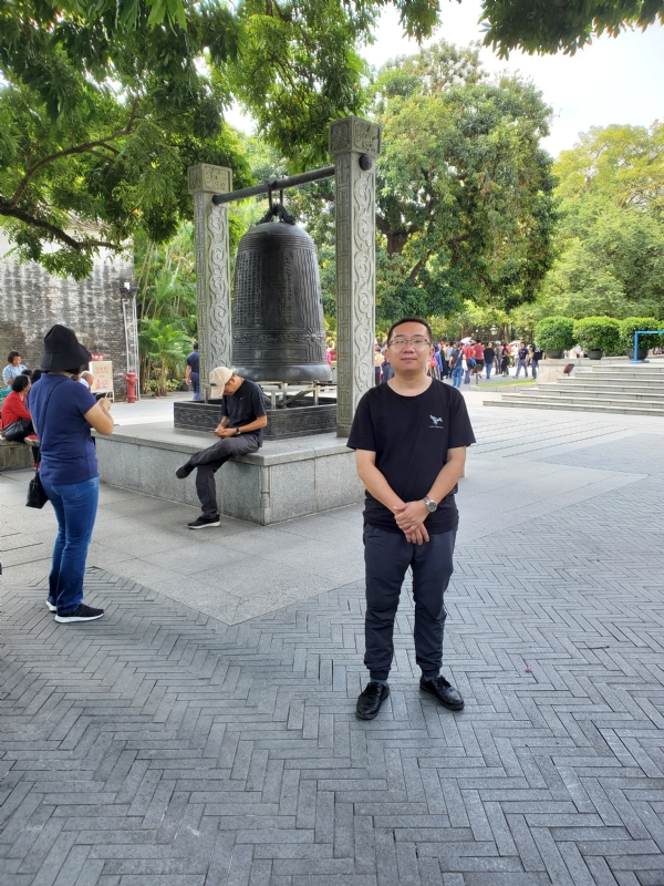 杨昊的第一张照片--泰安相亲服务中心
