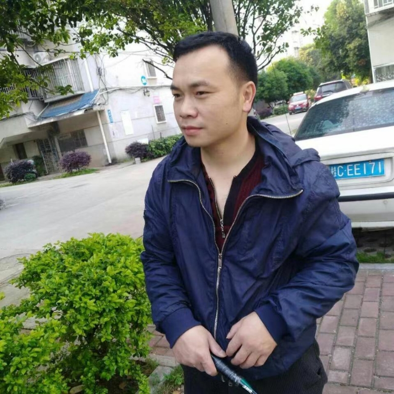 灰色足迹的第一张照片--泰安相亲服务中心
