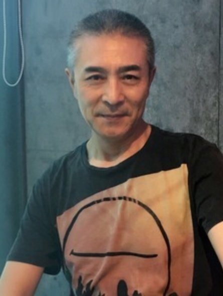 拥抱明天的第一张照片--泰安相亲服务中心