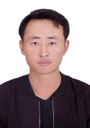 淡漠痕的第二张照片--泰安相亲服务中心