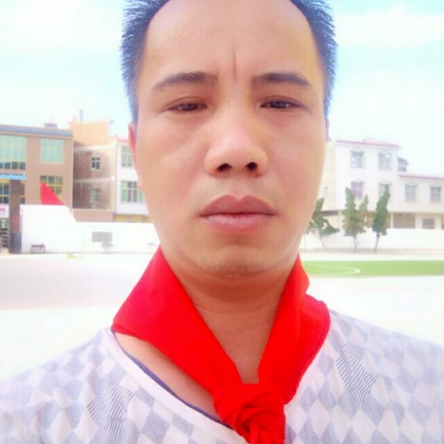 留守男人的第一张照片--泰安相亲服务中心