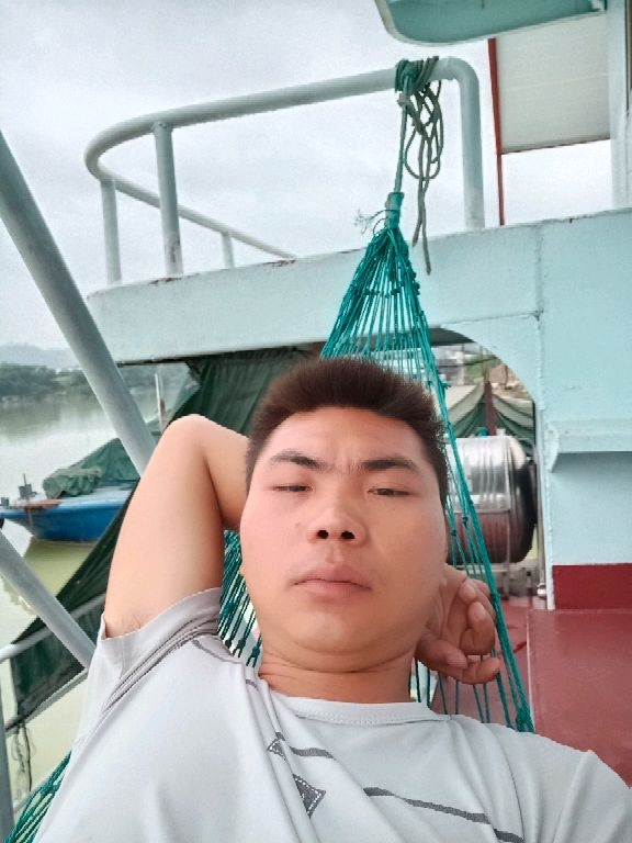 小哥哥的第一张照片--泰安相亲服务中心