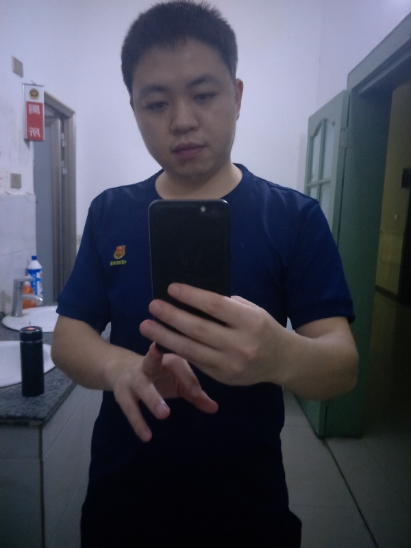 訫尘的第一张照片--泰安相亲服务中心