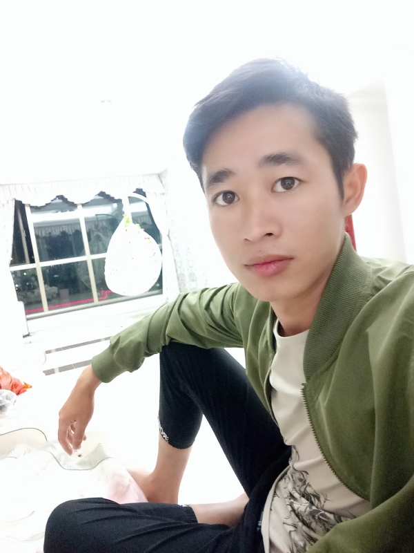 风中飞沙的第一张照片--泰安相亲服务中心