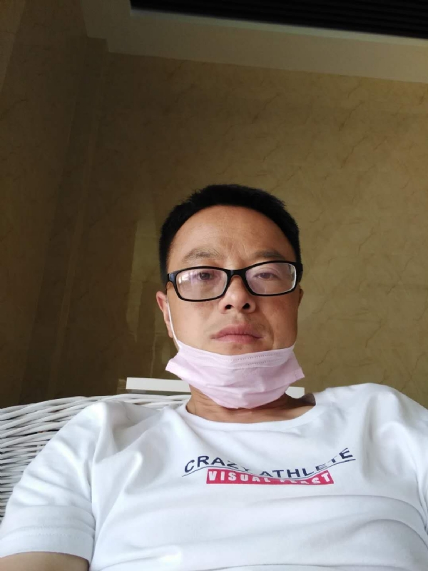 小马奔腾的第一张照片--泰安相亲服务中心