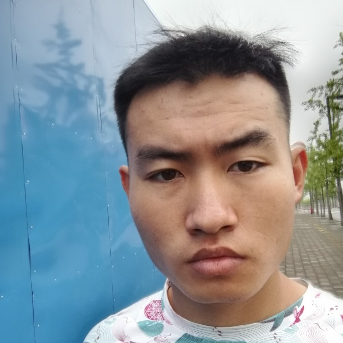 爱一个哦的第一张照片--泰安相亲服务中心