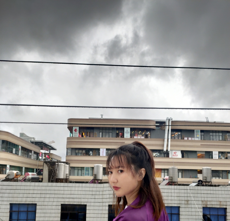 李家小姐的第三张照片--泰安相亲服务中心