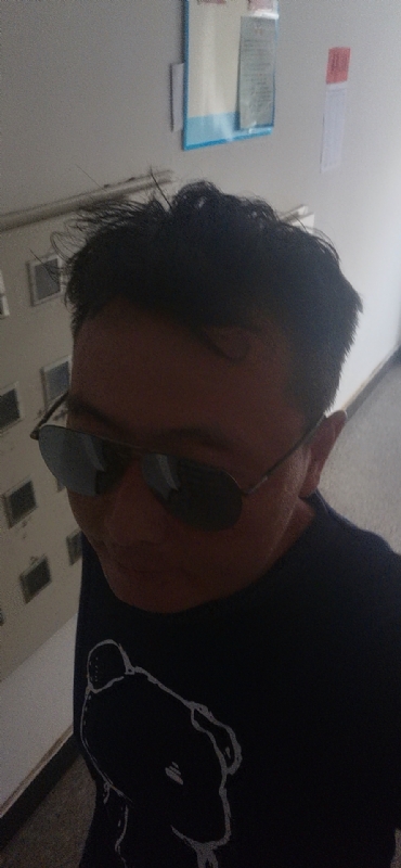 长腿欧巴的第一张照片--泰安相亲服务中心