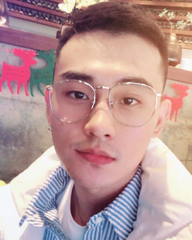 胡强很孤单的第一张照片--泰安相亲服务中心