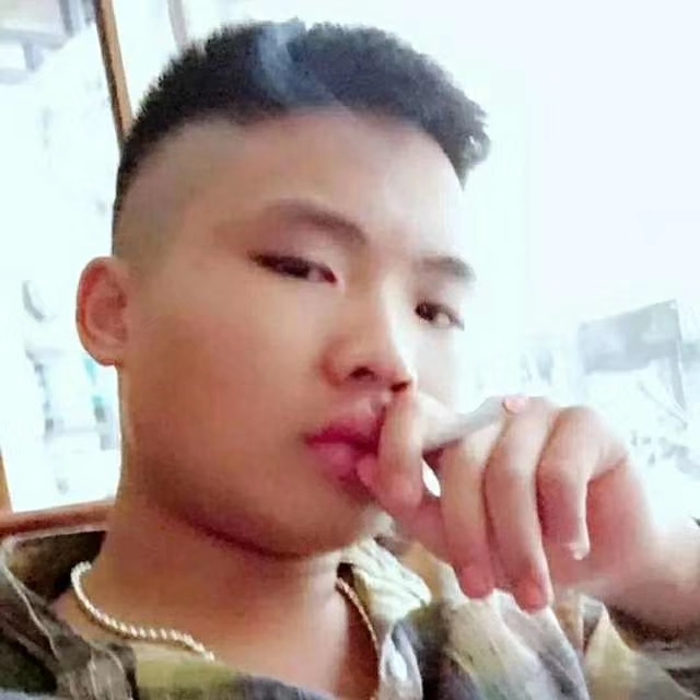 比比曾_的第一张照片--泰安相亲服务中心