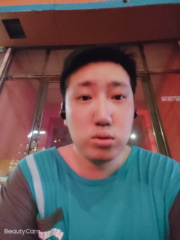 夜月星辰的第一张照片--泰安相亲服务中心