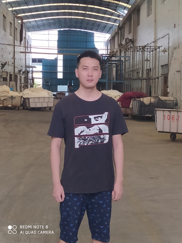 六月雨的第一张照片--泰安相亲服务中心