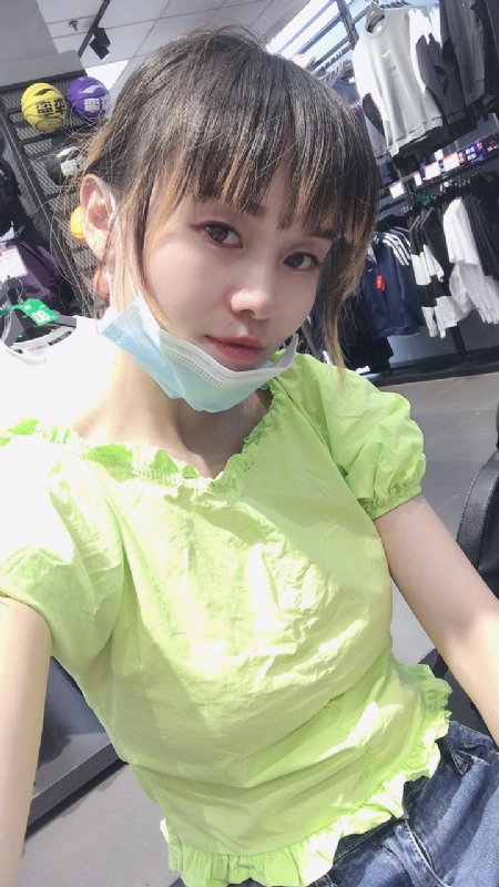 婀娜袅袅的第一张照片--泰安相亲服务中心