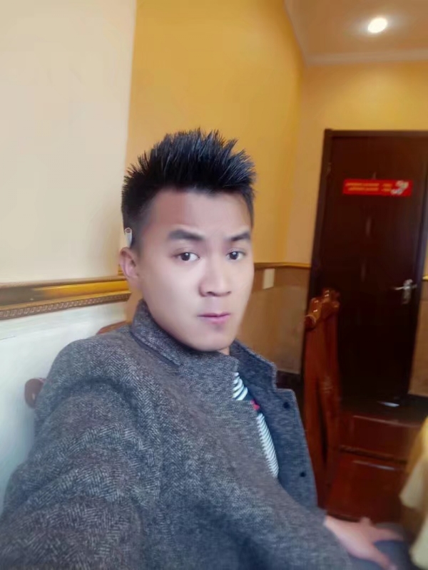 只为等你的第三张照片--泰安相亲服务中心