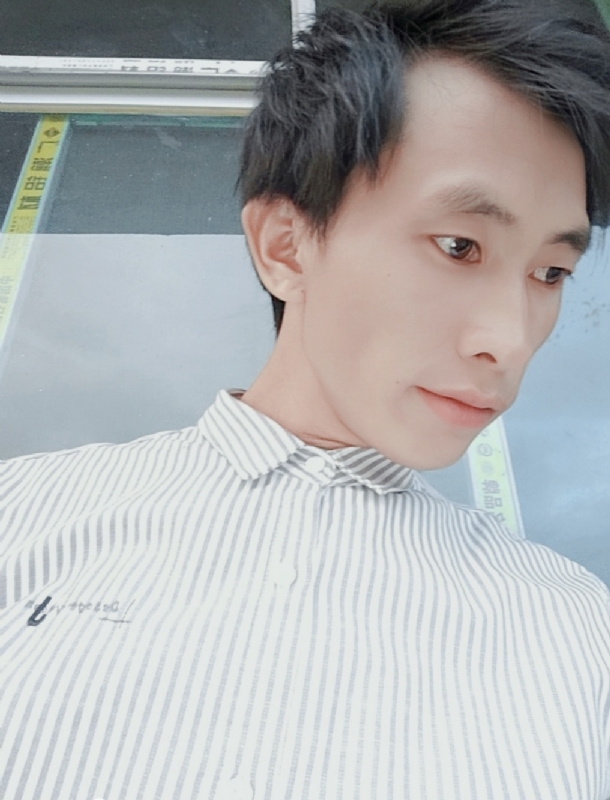 寻找下一个路口的第一张照片--泰安相亲服务中心