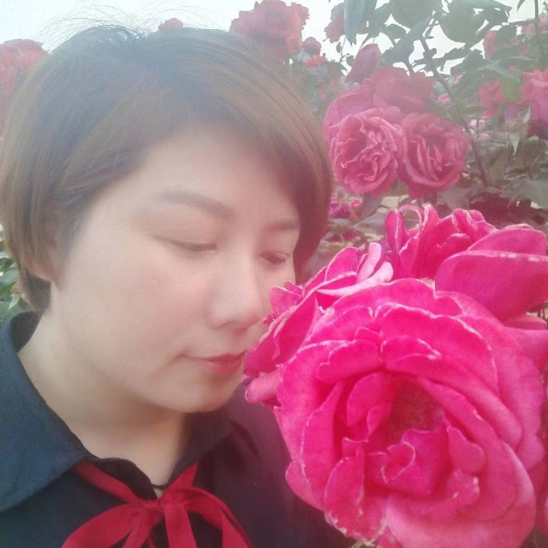 潇潇雨歌的第一张照片--泰安相亲服务中心