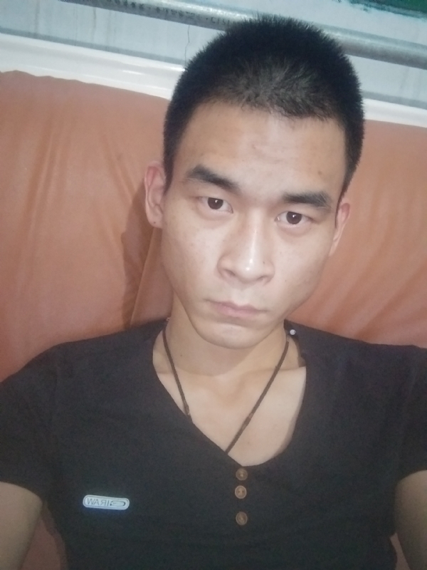 单身狗一枚的第二张照片--泰安相亲服务中心
