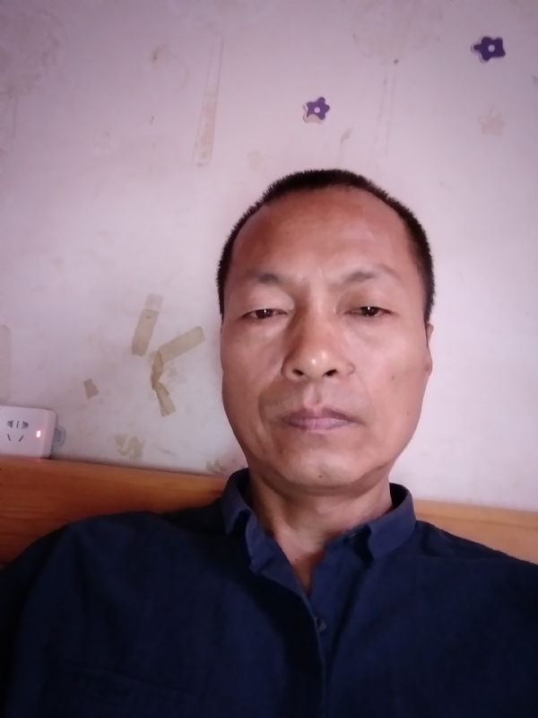 云逸的第一张照片--泰安相亲服务中心