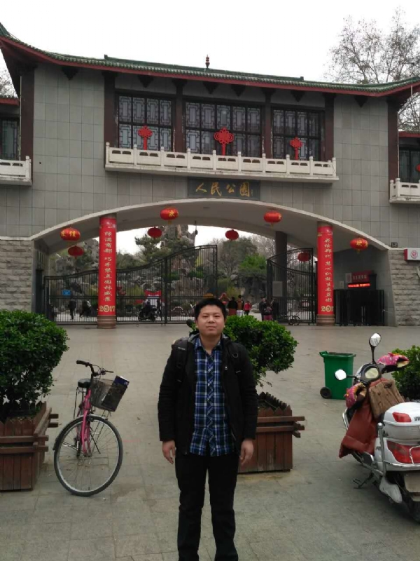 在奋斗的第四张照片--泰安相亲服务中心
