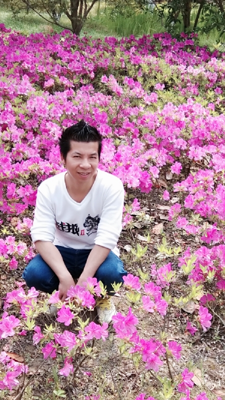 云淡风轻的第一张照片--泰安相亲服务中心