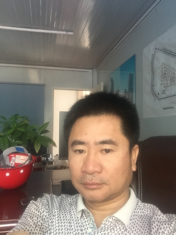 一步之遥的第一张照片--泰安相亲服务中心