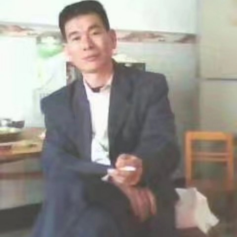阳光照耀的第一张照片--泰安相亲服务中心