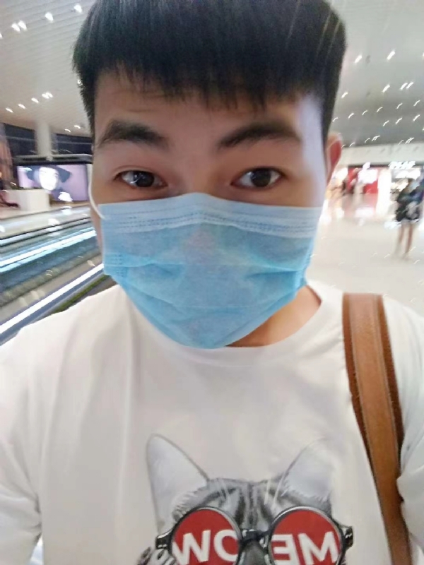 咔咔一顿的第一张照片--泰安相亲服务中心