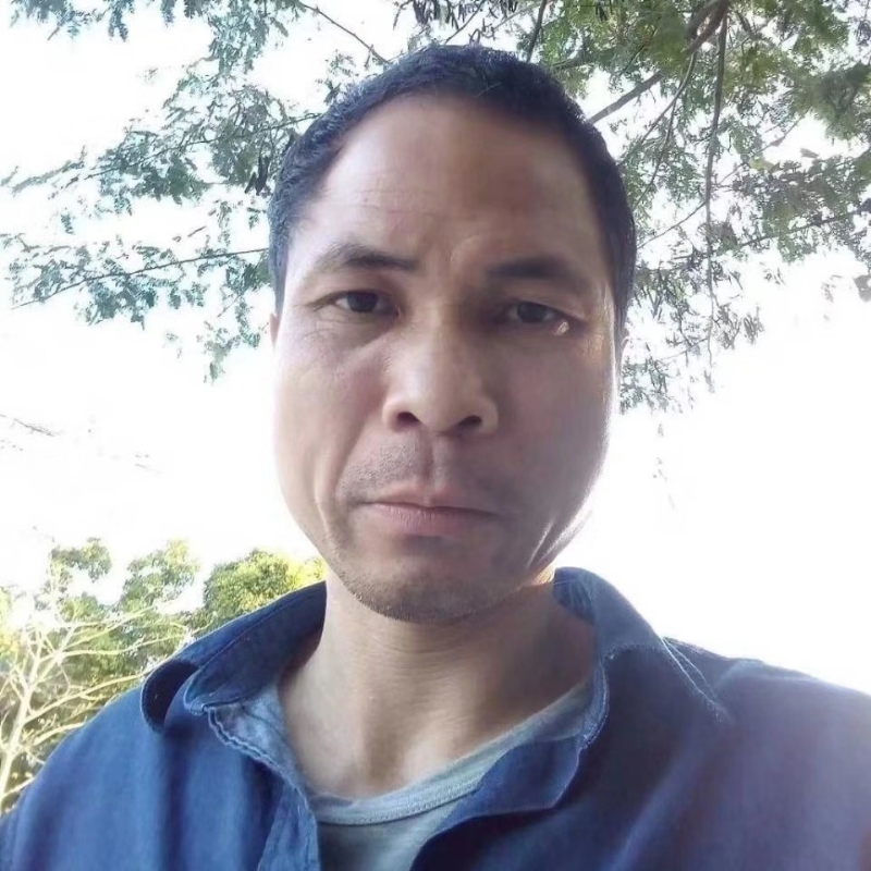 老钟的第一张照片--泰安相亲服务中心