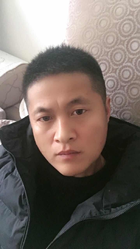 往事随风的第一张照片--泰安相亲服务中心