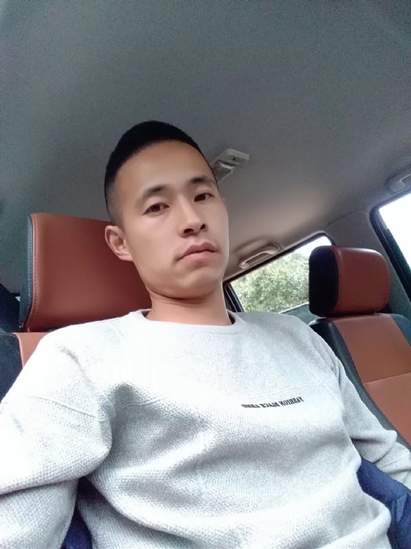 我狠忙的第一张照片--泰安相亲服务中心
