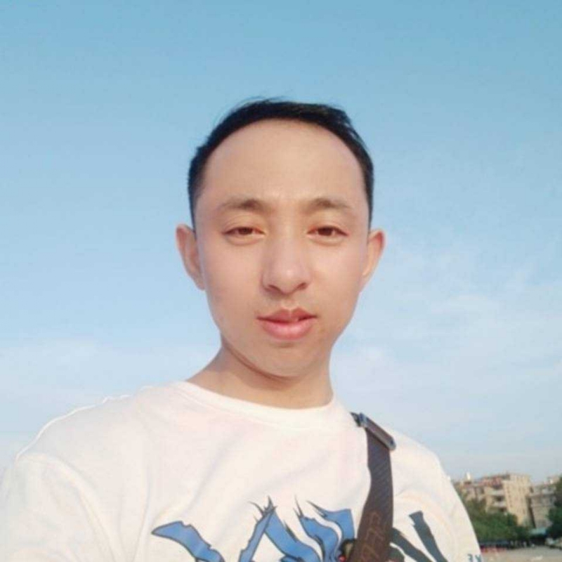 平淡的幸福的第一张照片--泰安相亲服务中心