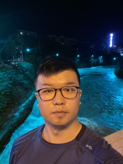 你在哪里的第一张照片--泰安相亲服务中心