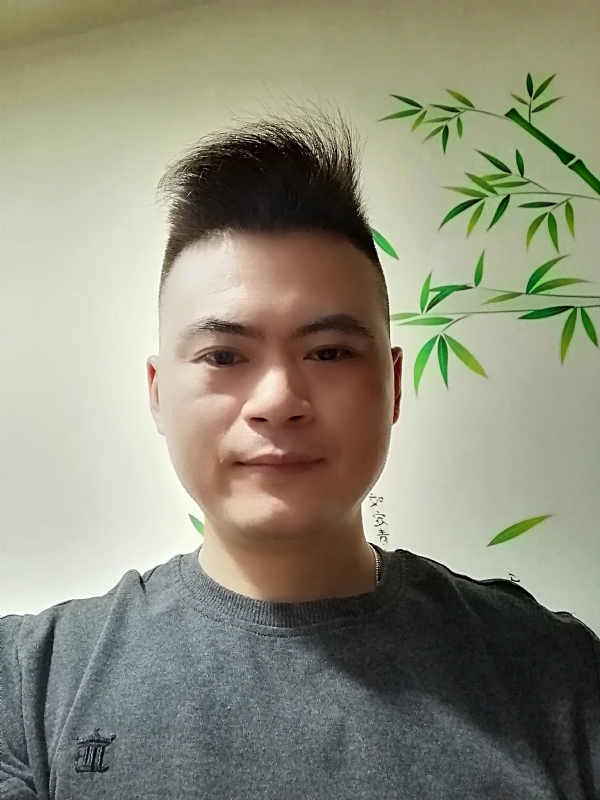 阿旭的第一张照片--泰安相亲服务中心