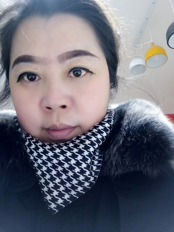 余猪猪的第一张照片--泰安相亲服务中心
