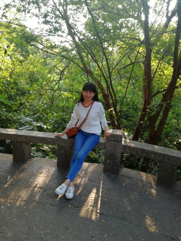 夏陌的第一张照片--泰安相亲服务中心