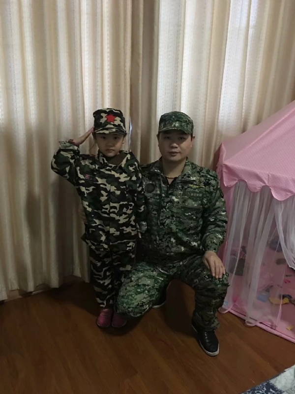 俗人的第一张照片--泰安相亲服务中心