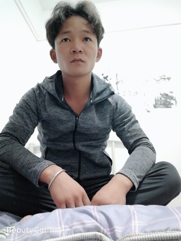 东浩学长的第一张照片--泰安相亲服务中心