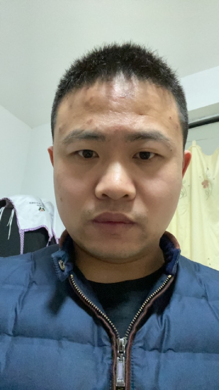 苹果的第一张照片--泰安相亲服务中心
