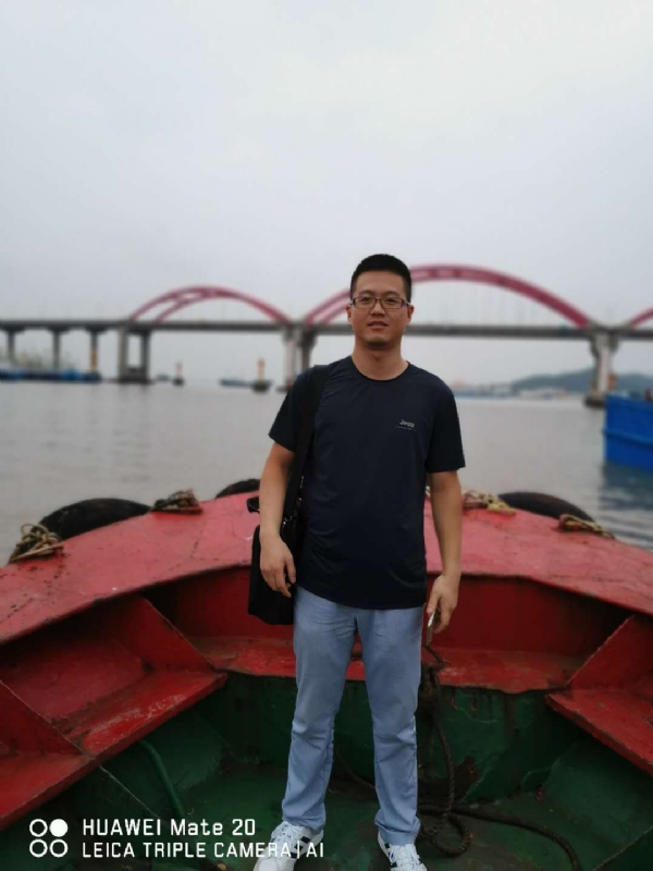 转角的第一张照片--泰安相亲服务中心