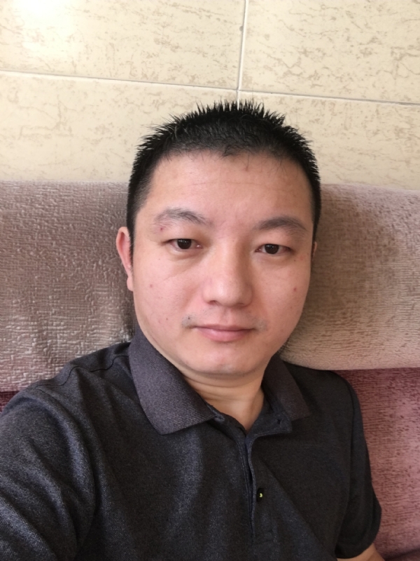 曲怀觞的第一张照片--泰安相亲服务中心