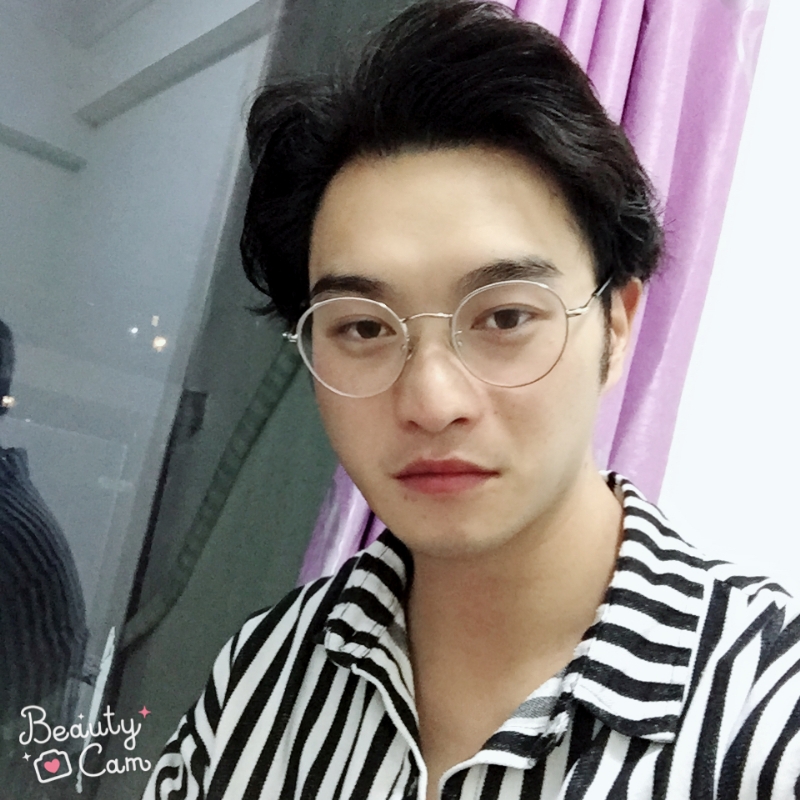 四月的第二张照片--泰安相亲服务中心