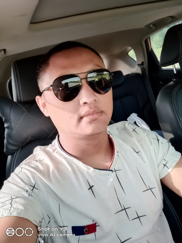 寻缘的第一张照片--泰安相亲服务中心