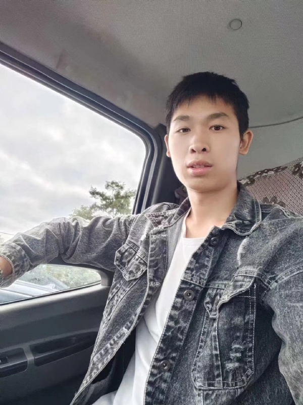 康康的第一张照片--泰安相亲服务中心