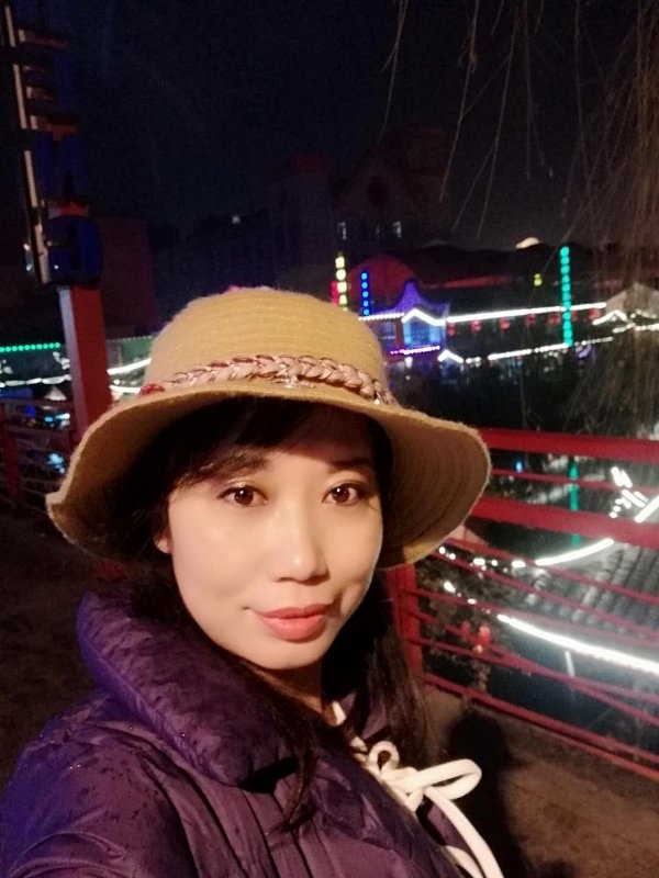 阳光明媚的第一张照片--泰安相亲服务中心