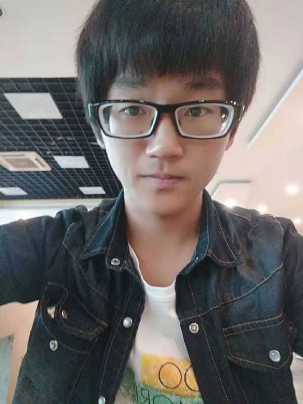 LS书生的第一张照片--泰安相亲服务中心